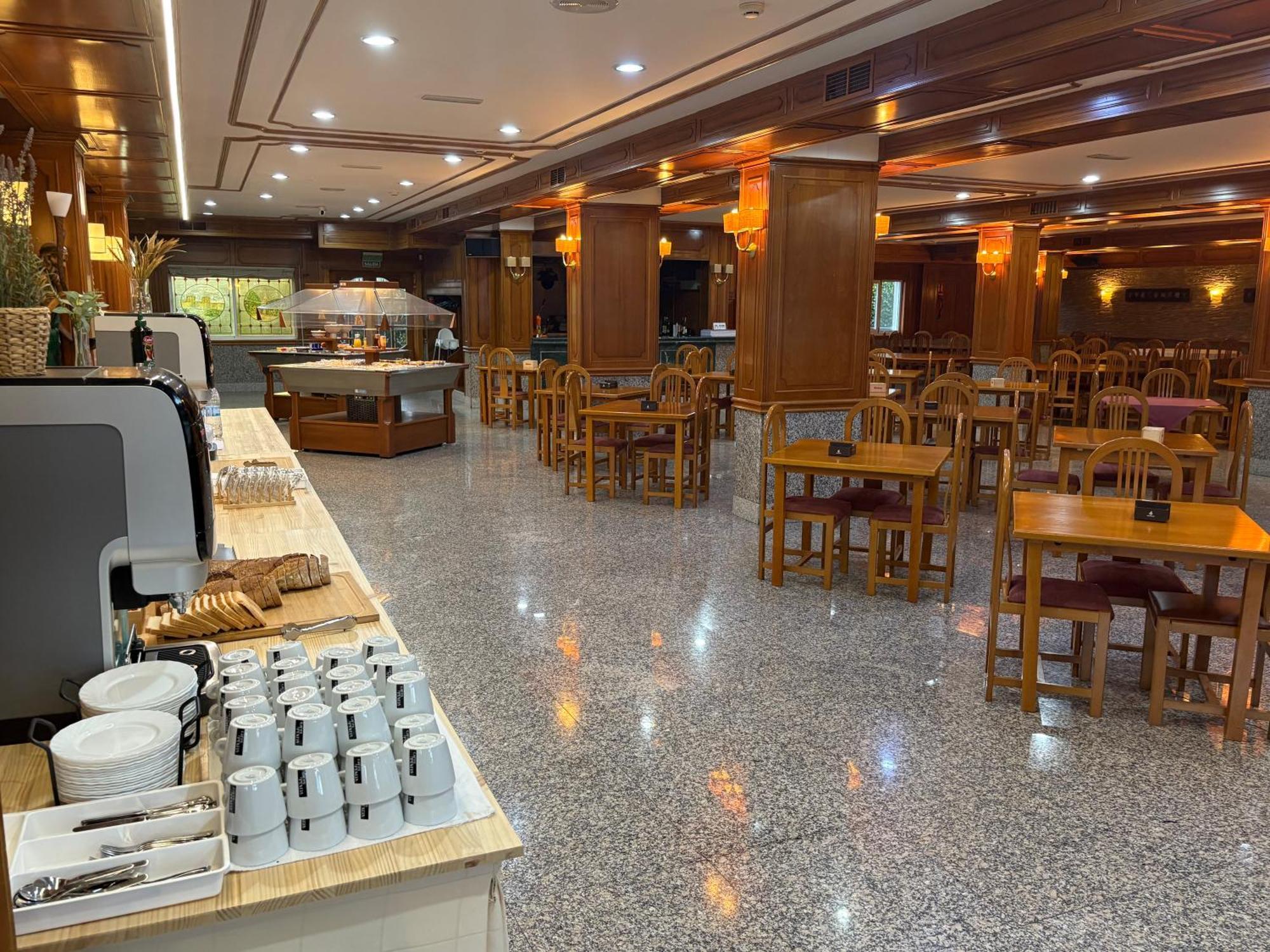 Hotel Los Olmos 루고 외부 사진